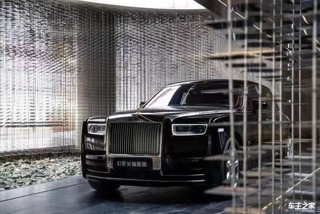 幻影 全部在售 2024款 2021款 2018款 2013款 2007款 2006款,成都幻影最高降40万 欢迎试乘试驾